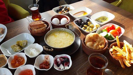 Giritli Elini