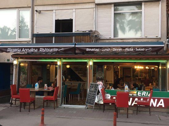 Pizzeri Anapoli Cafe